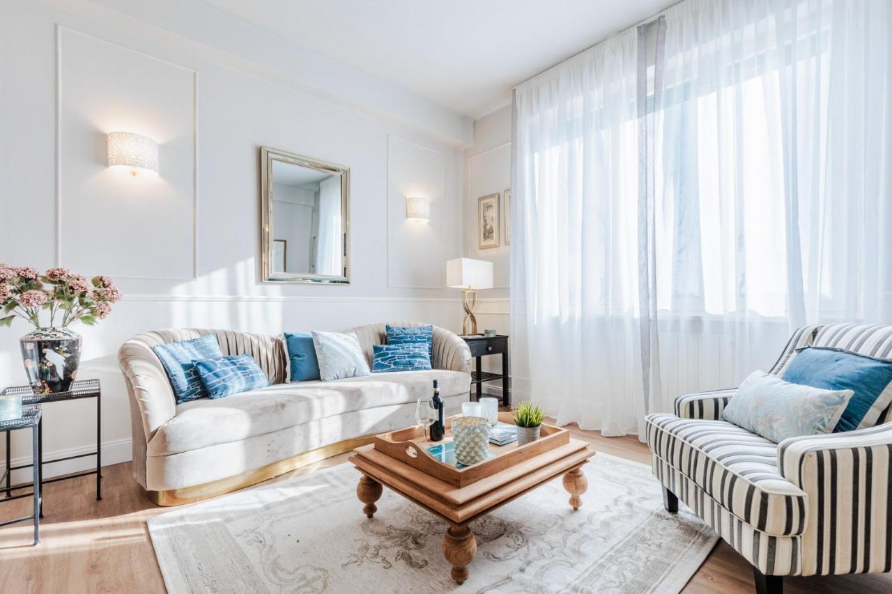 "Libeccio Apartment" Con Garage Privato ลิโด ดิ กามาโยเร ภายนอก รูปภาพ